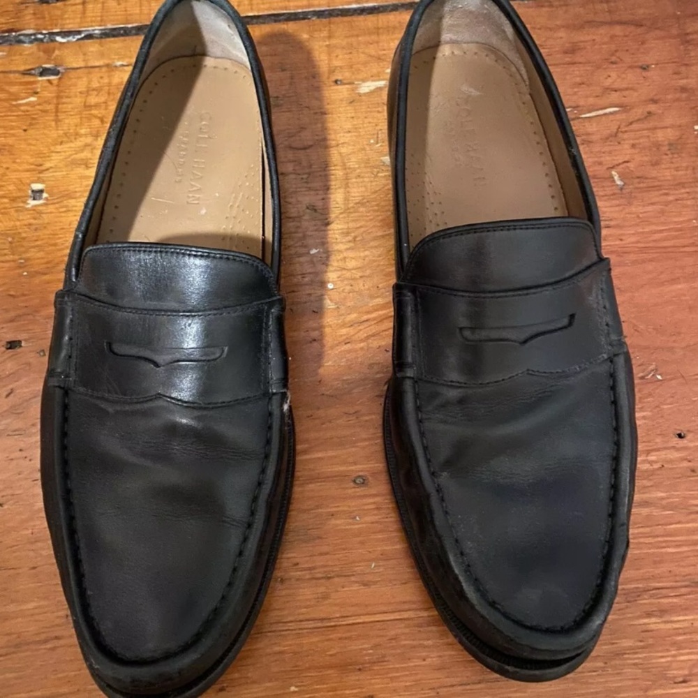 Men’s size 9 black cole haan aiden loafer shoes